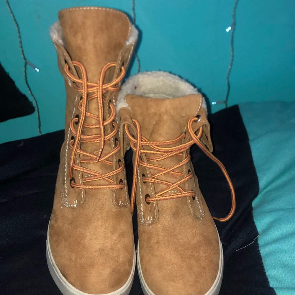 Mudd brand boots